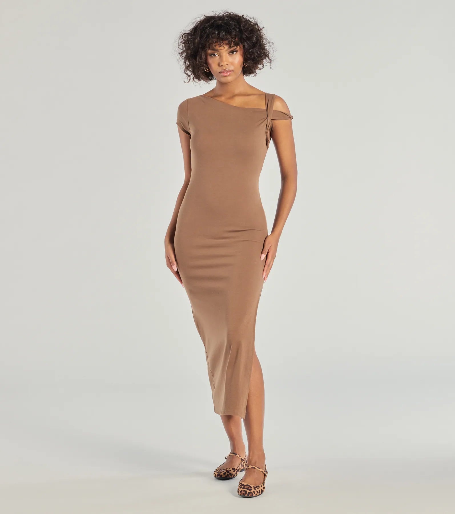 Twist Of Chic High-Slit Knit Midi Dress Chic Bohemian Midi Dress