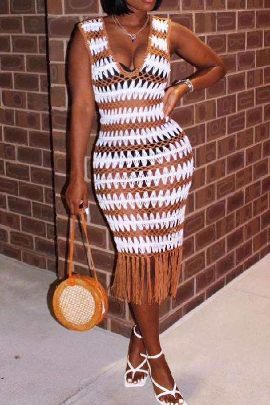 Wavy Lines Crochet Cutout Stunning Tassel Midi Dress Beachwear Elegant Maxi-Midi Hybrid Dress Wavy Lines Crochet Cutout Stunning Tassel Midi Dress Beachwear Elegant Maxi-Midi Hybrid Dress
