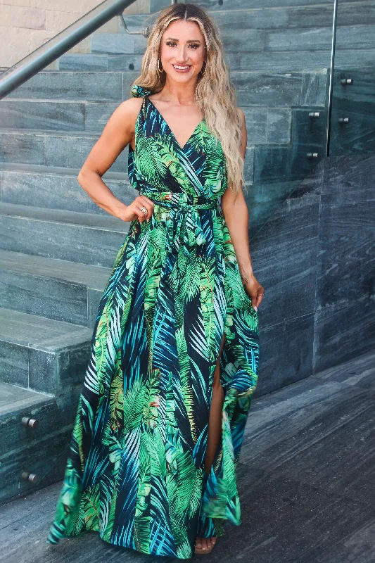 Deep Island Vibe Maxi Dress: Black/Green Multi Stylish Empire Waist Maxi Dress