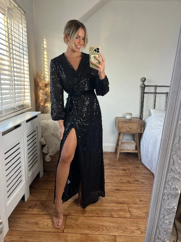 Ria Sequin Wrap Maxi Dress / Black Fashionable Halter Neck Maxi Dress