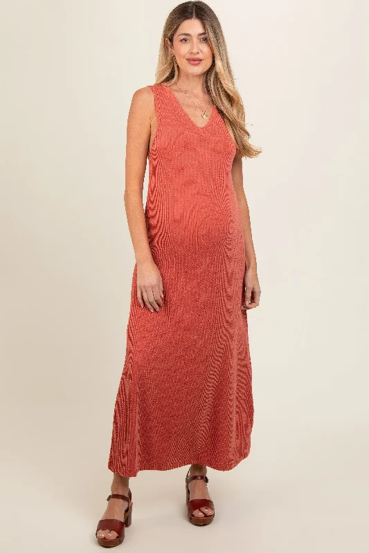 Rust Sleeveless Ribbed Maternity Maxi Dress Fashionable Button-Down Maxi Dress