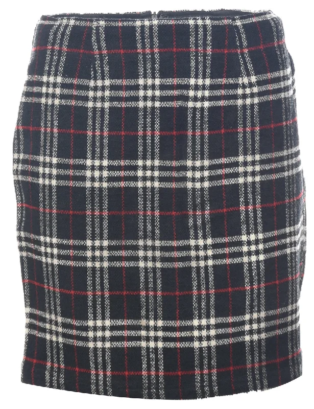 Carole Little Tartan Pencil Skirt - M ruffled skirt detail