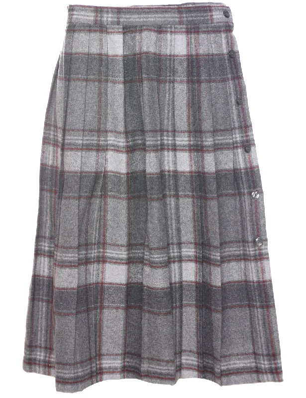 Checked Pleated Skirt - M chiffon skirt airy