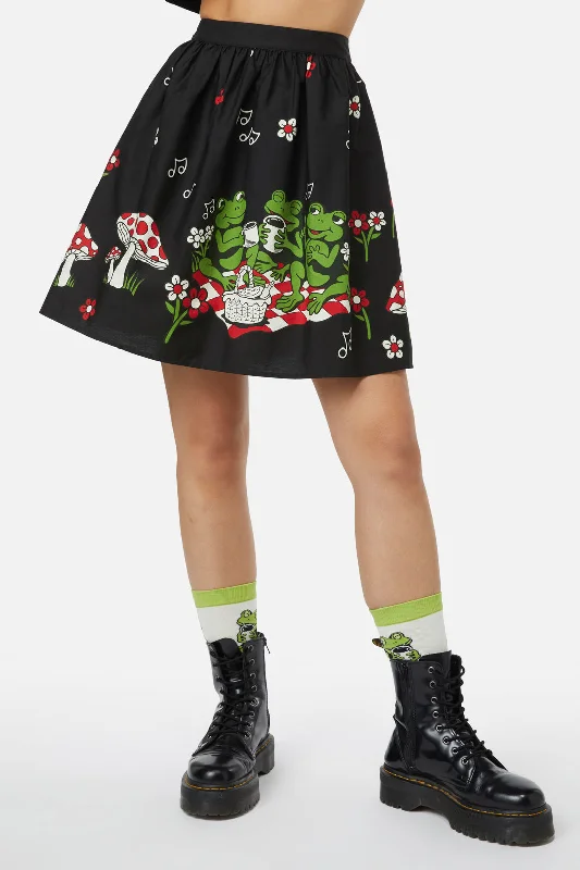 Froggy Picnic Skirt lightweight skirt design